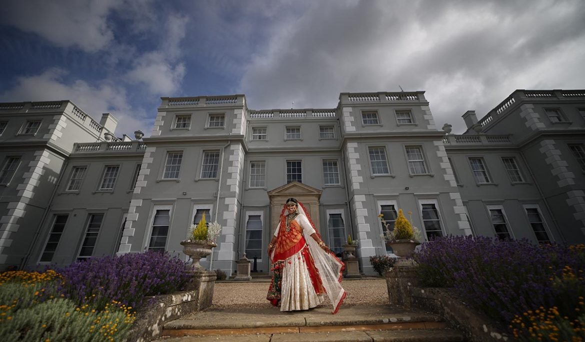 Wedding Photography at De Vere Wokefield Estate Golf Club