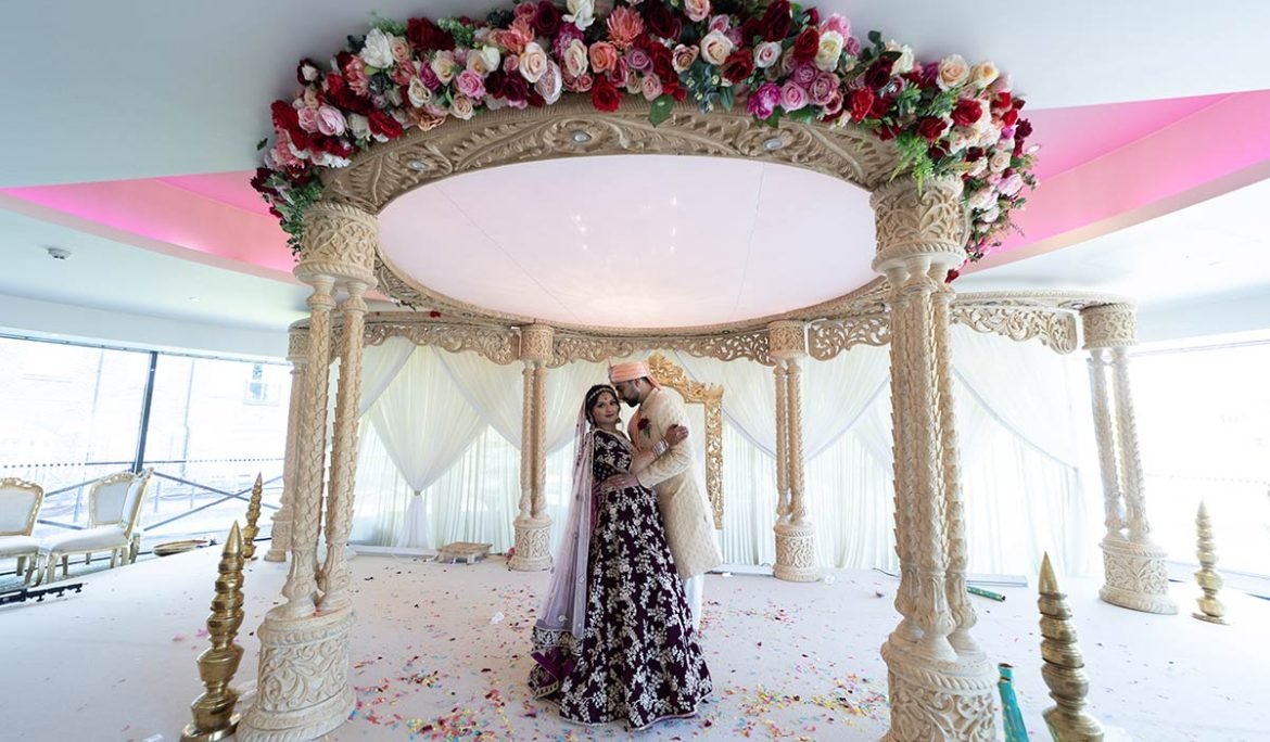 Wedding Photography at Inn London Brentford Lock