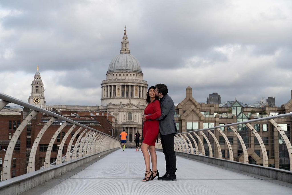 Wedding Photographer in London Millenium Bridge Pre-wedding Photography in London