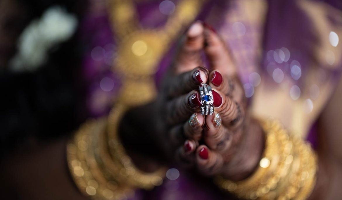 Sri Lankan Wedding Photography by Dwarkesh Kansara