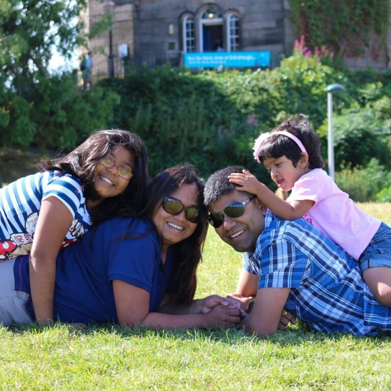 Dwarkesh Kansara Enjoying Quality Time with Family | Devarshi Photo Limited
