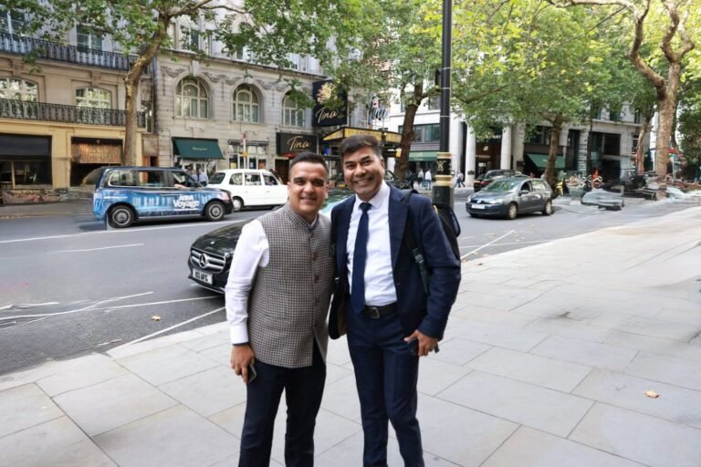 Dwarkesh Kansara with Harsh Sanghavi | Devarshi Photo Limited